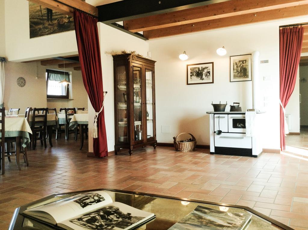 מלון קסטלנואובו דל גארדה Agriturismo Anna Caterina חדר תמונה